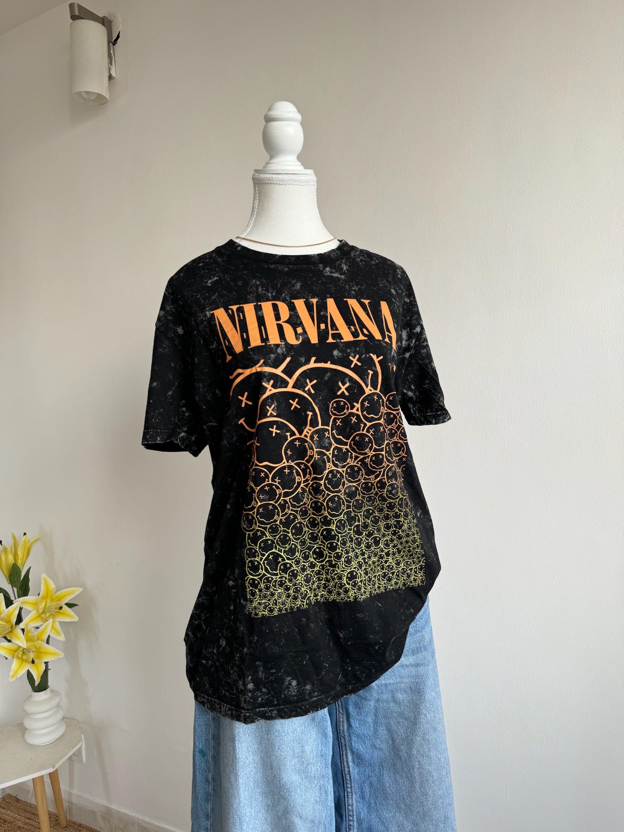 Nirvana Relaxed Unisex T-Shirt