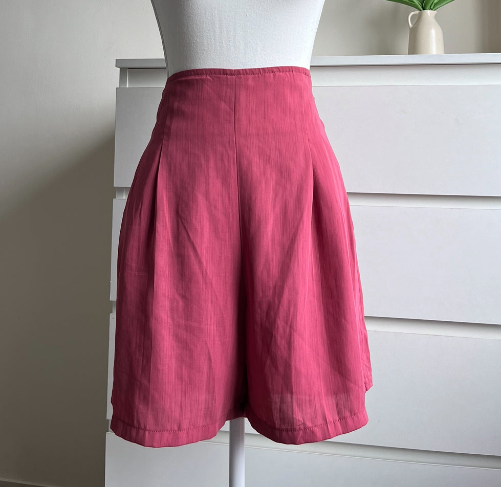 Pink Bermuda Shorts - 32/34