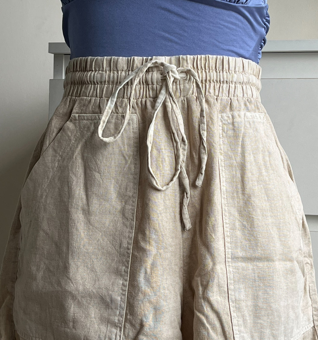 Beige Linen Bermuda Shorts - 30/32