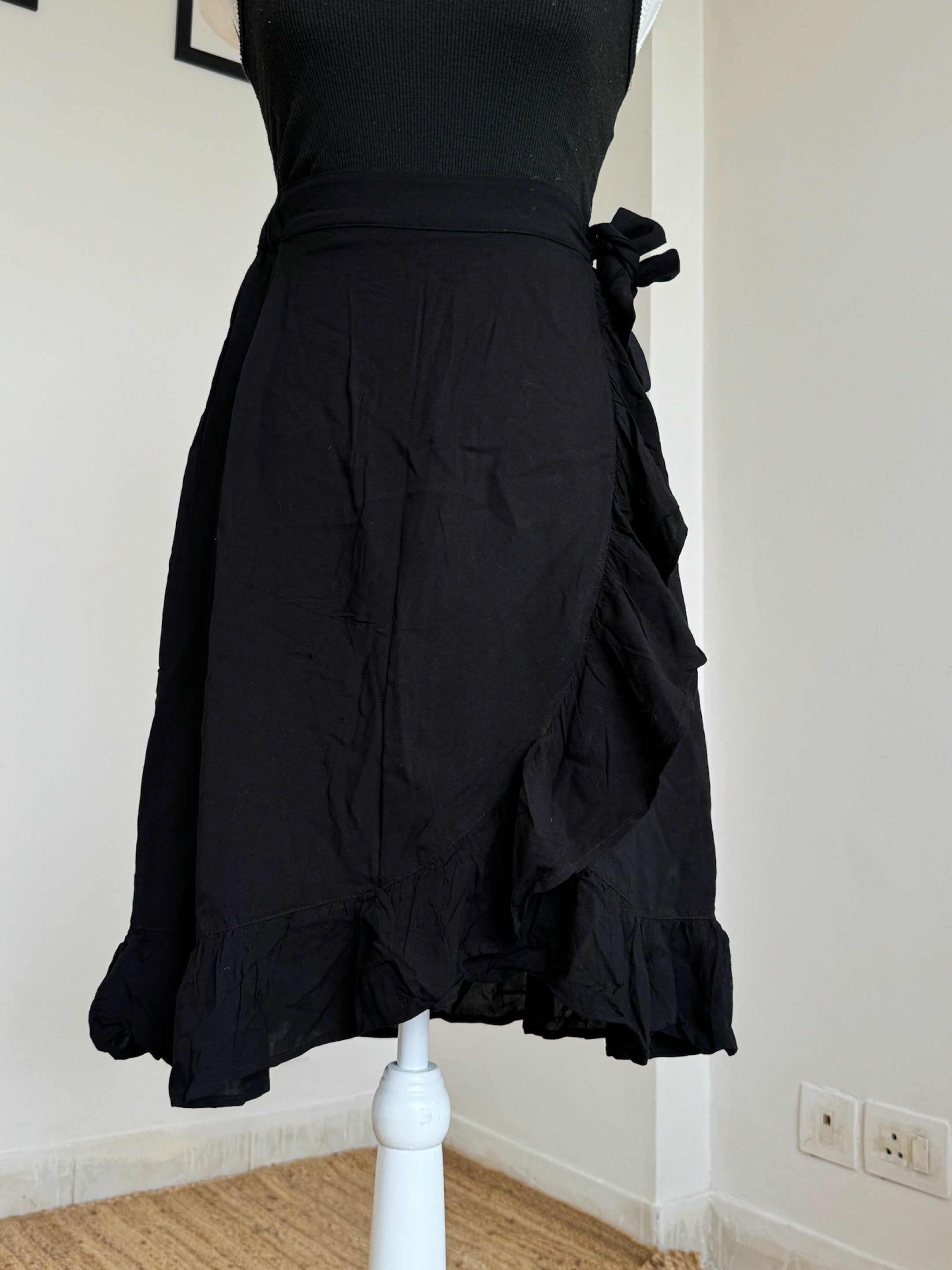 Black Mini Layer Skirt - 24/26