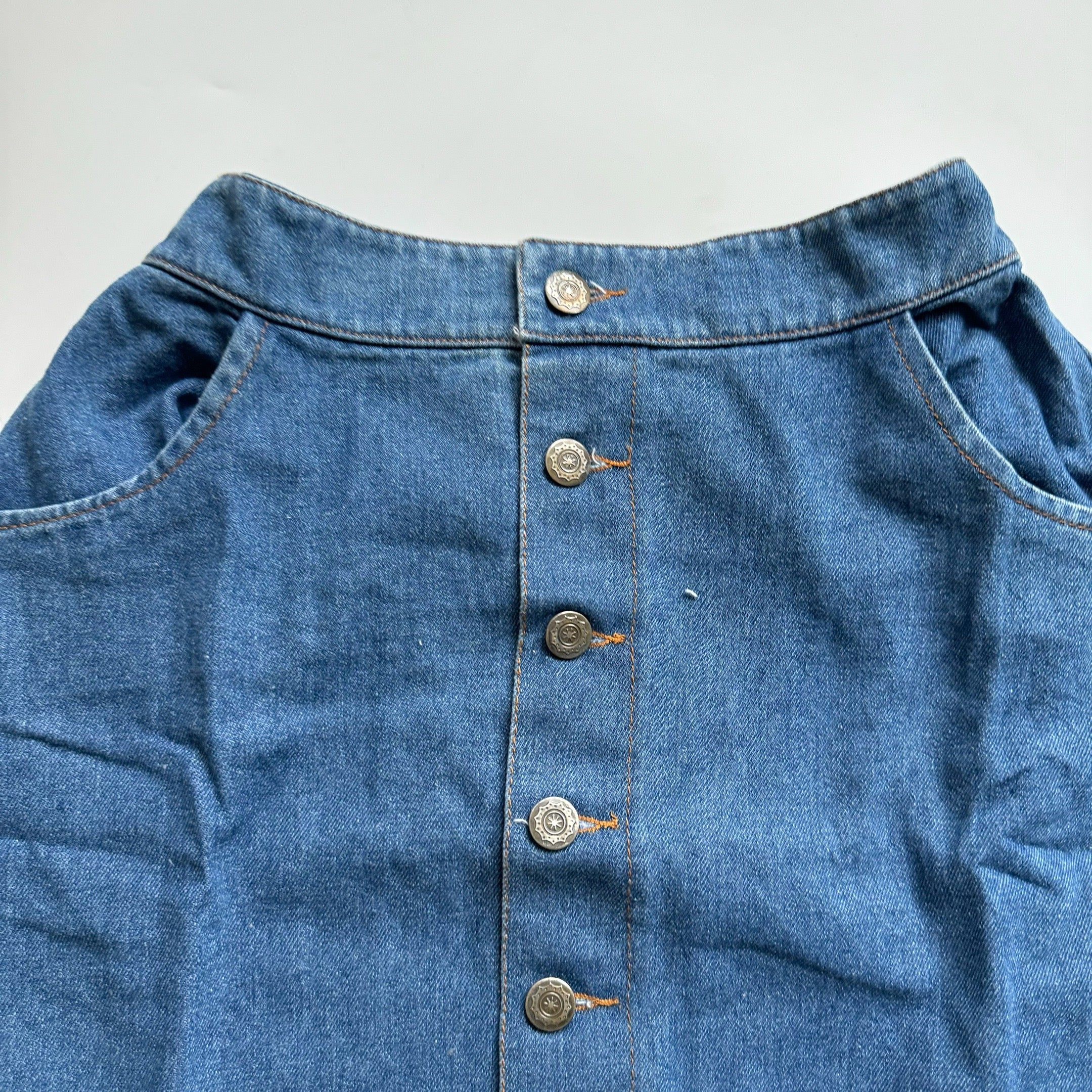 Button-up Denim Midi Skirt - 24/26"