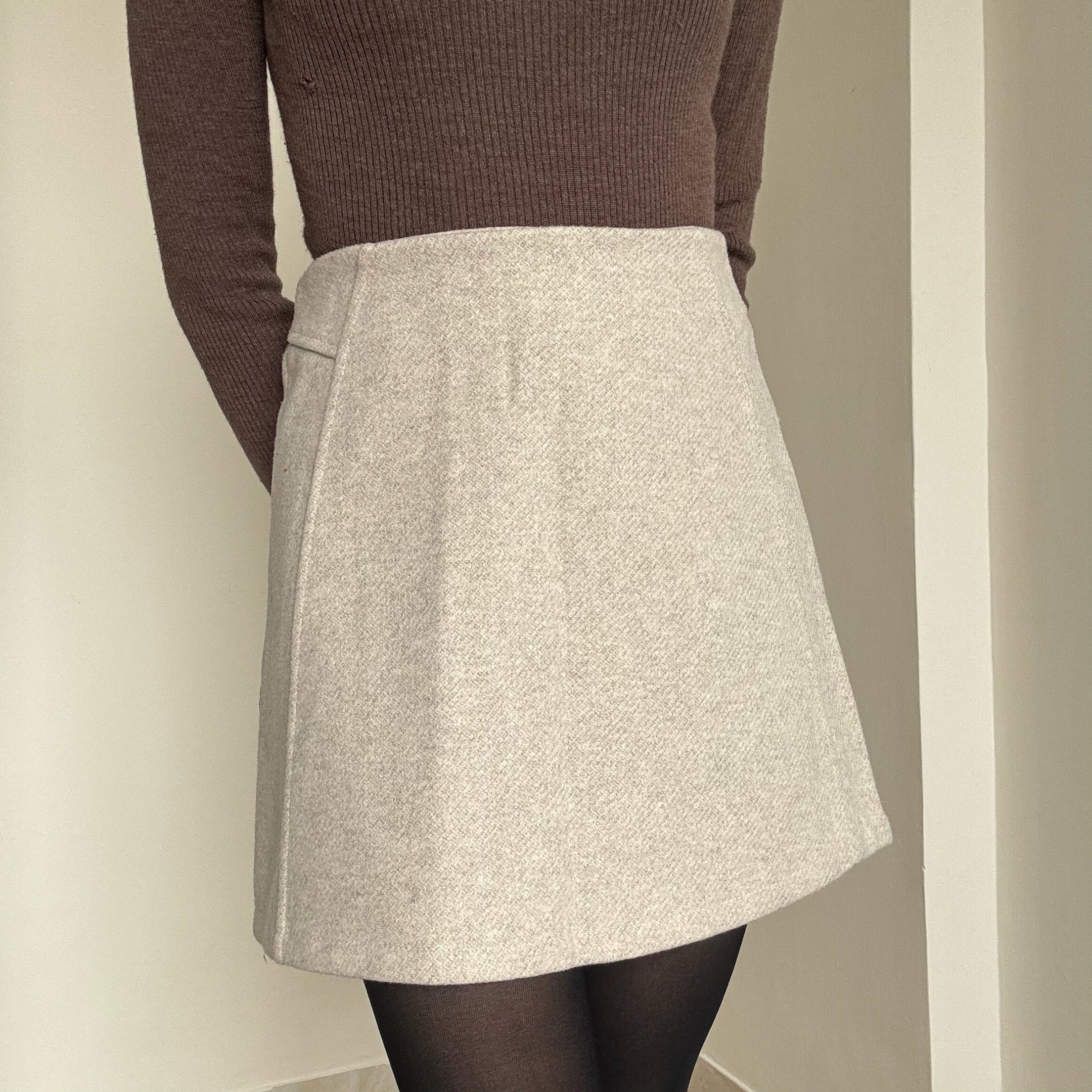 Beige Woollen Skirt -  26