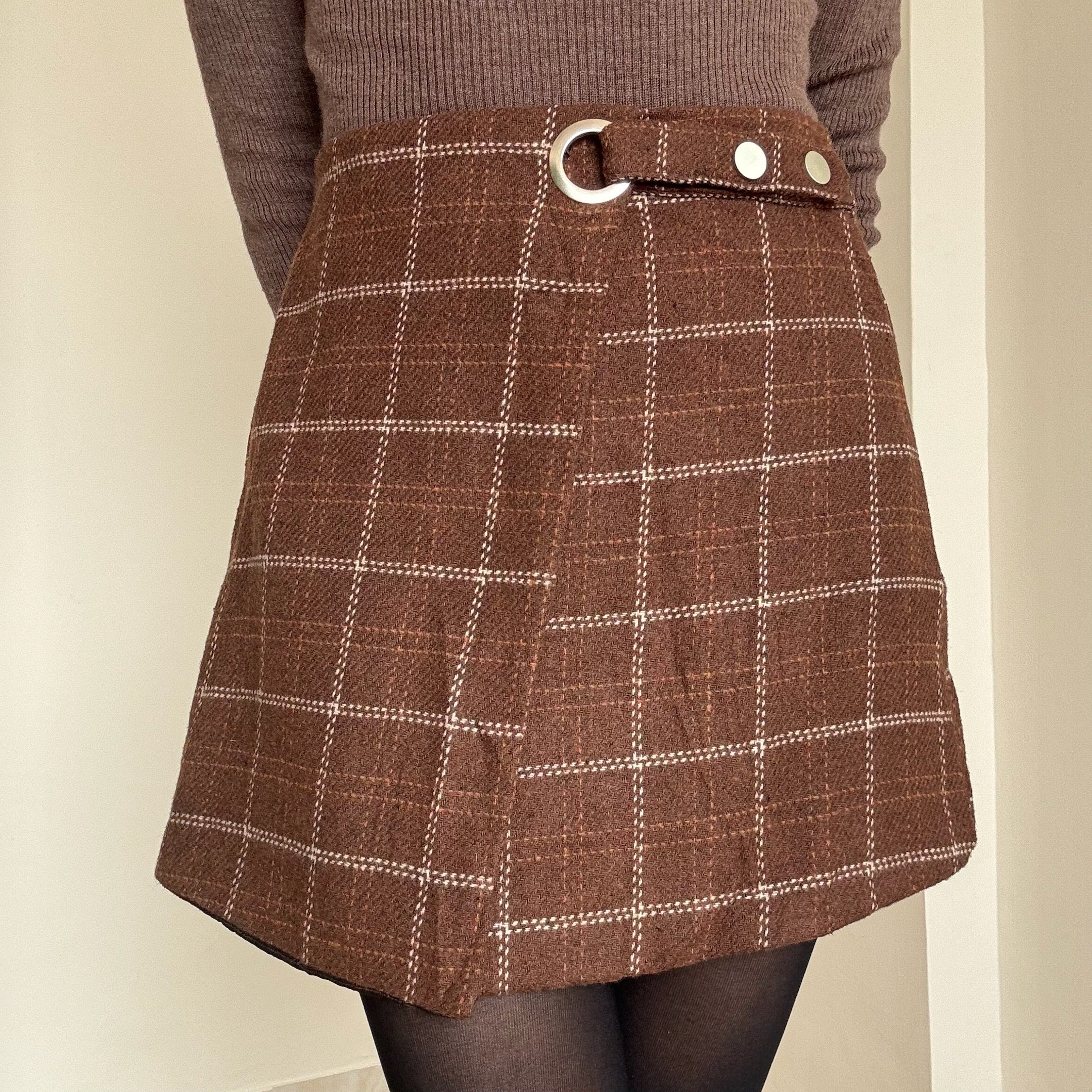 Brown Plaid Skirt 04 - 26