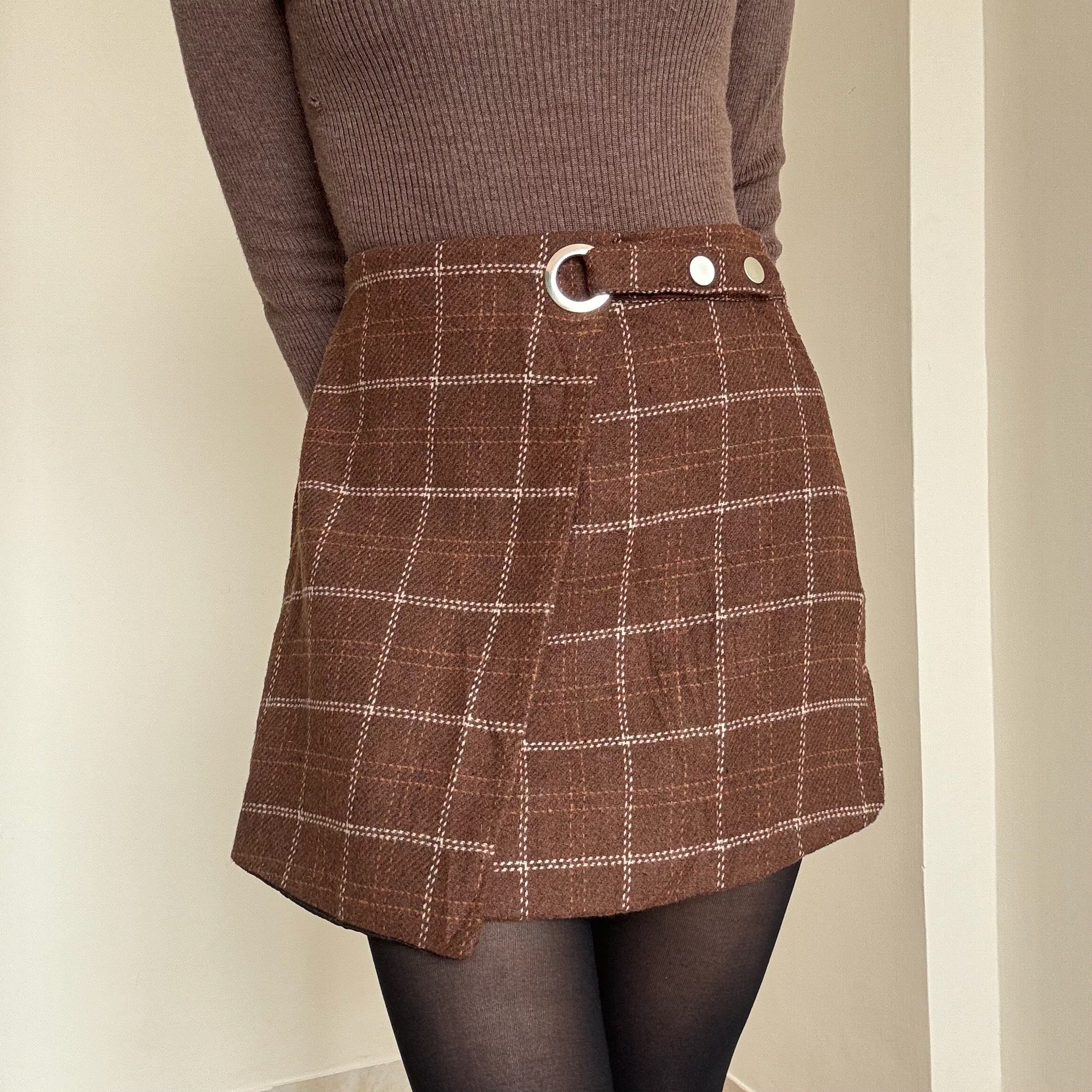 Brown Plaid Skirt 04 - 26