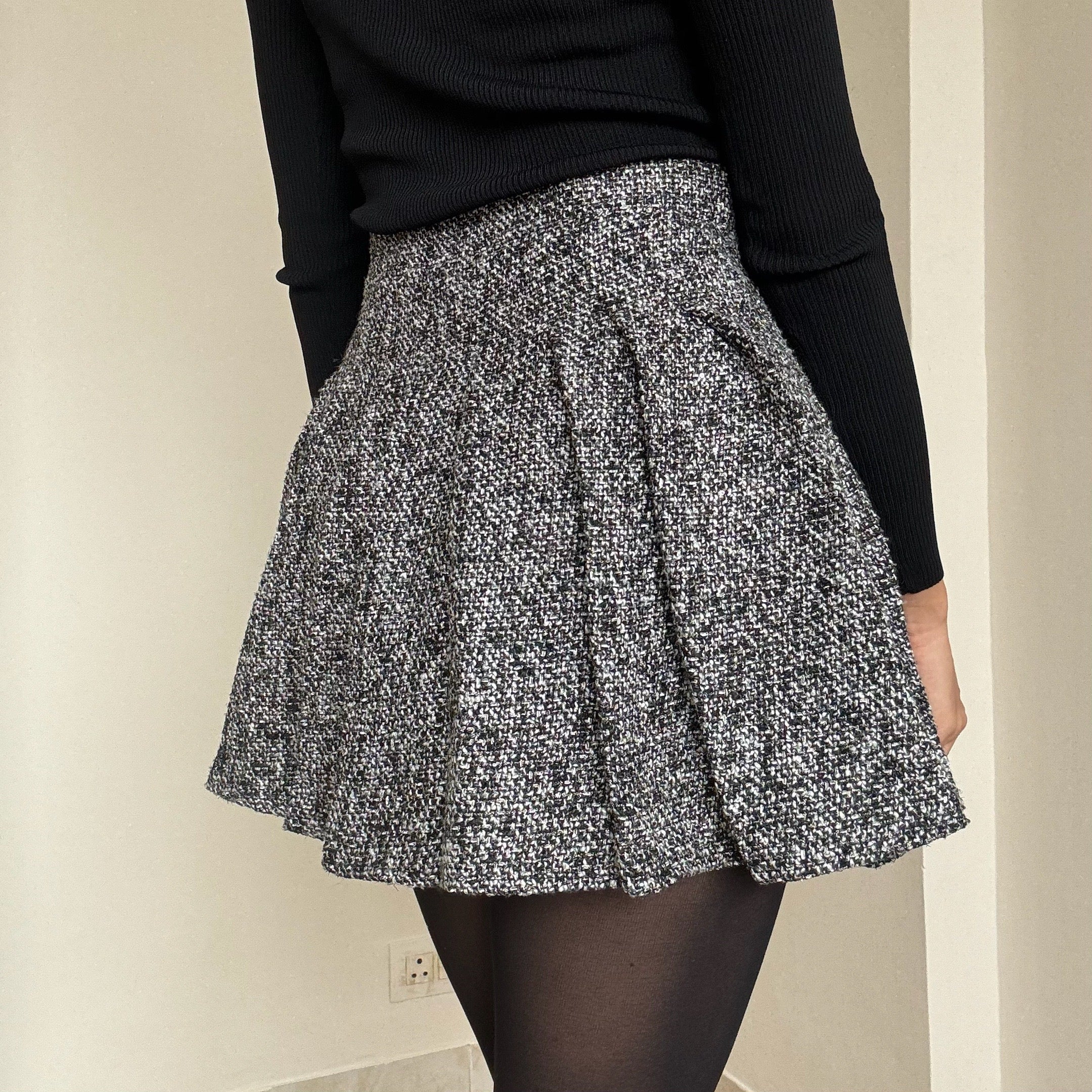 Black Tweed Pleated Skirt 01 -  26