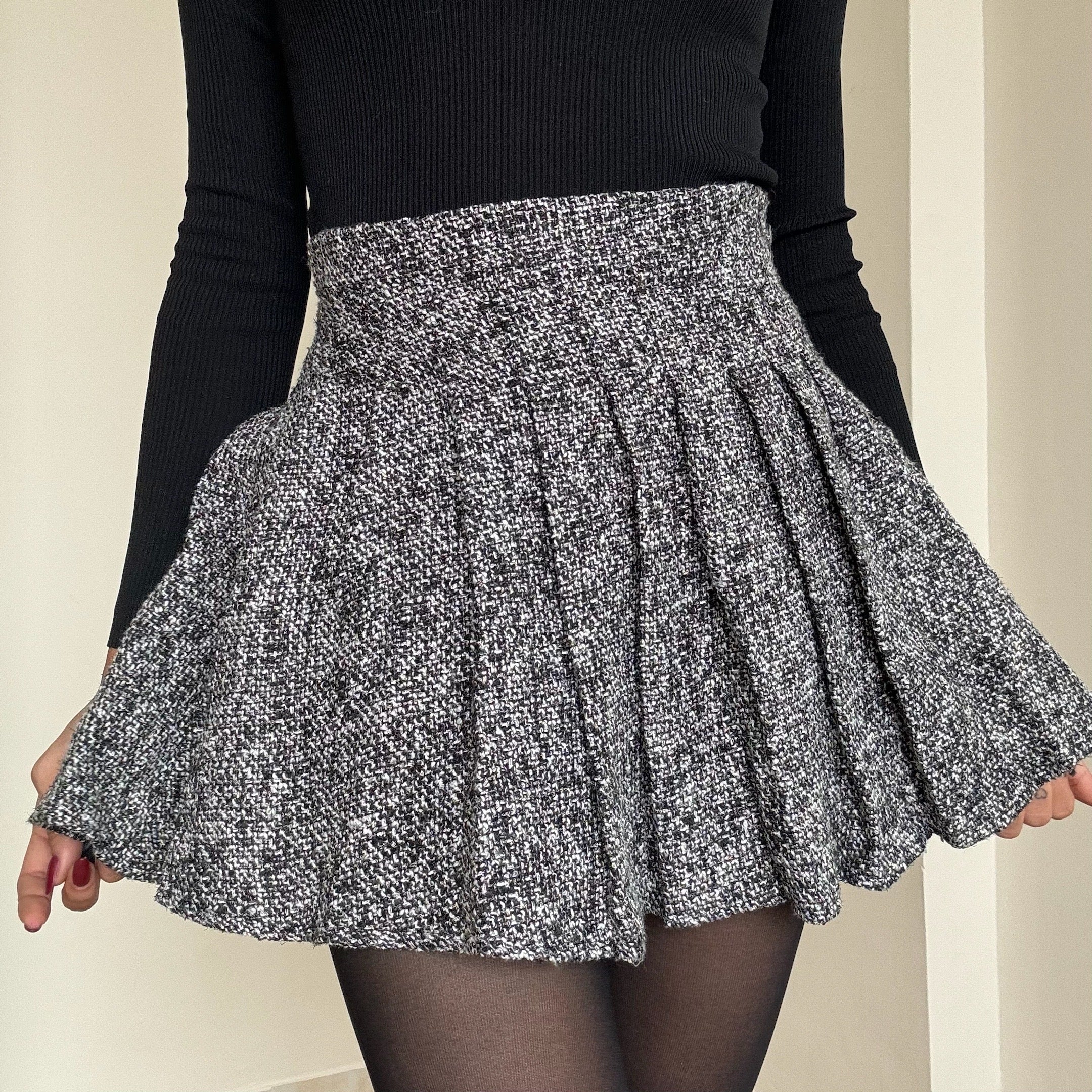 Black Tweed Pleated Skirt 01 -  26