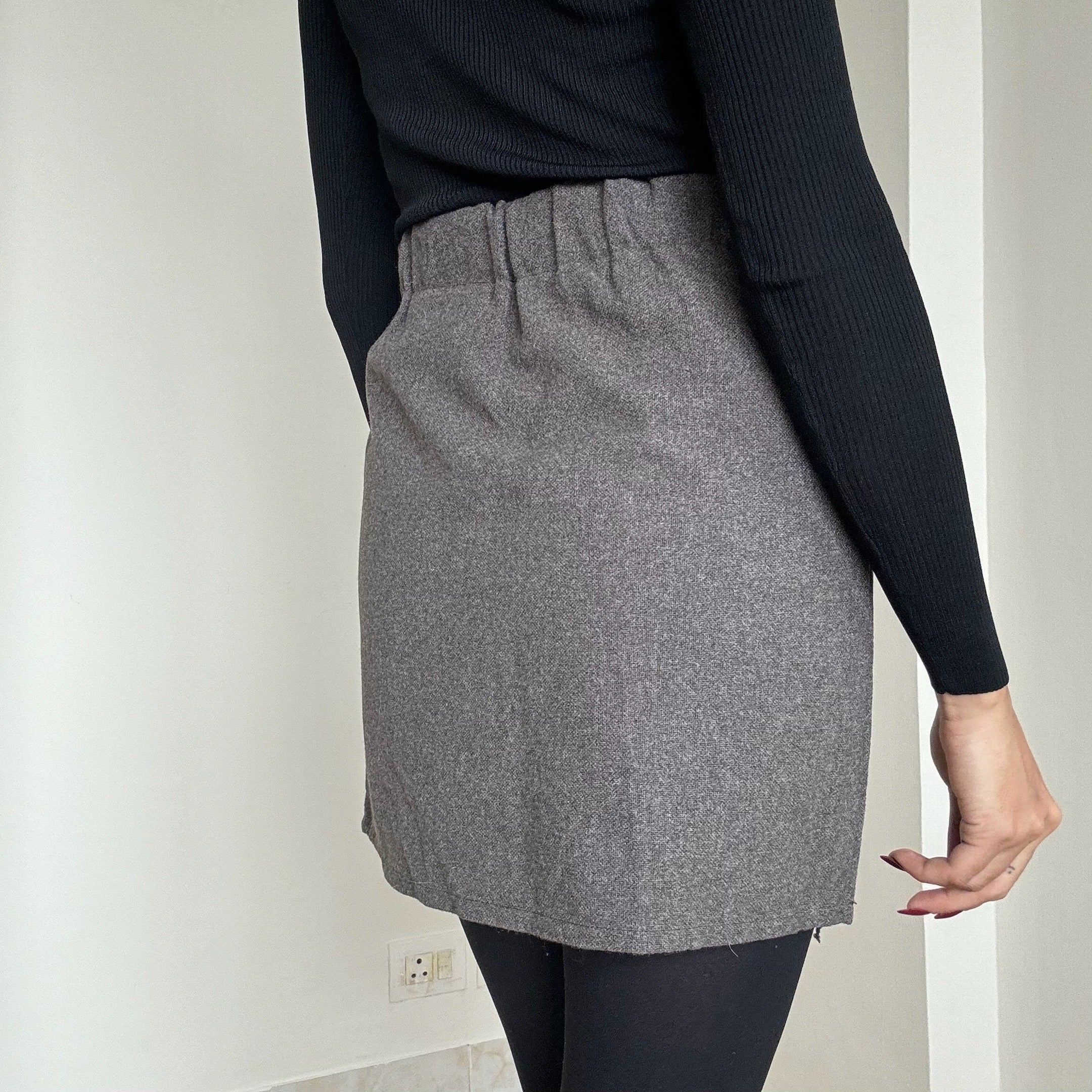 Grey Woollen Skirt - 22/26