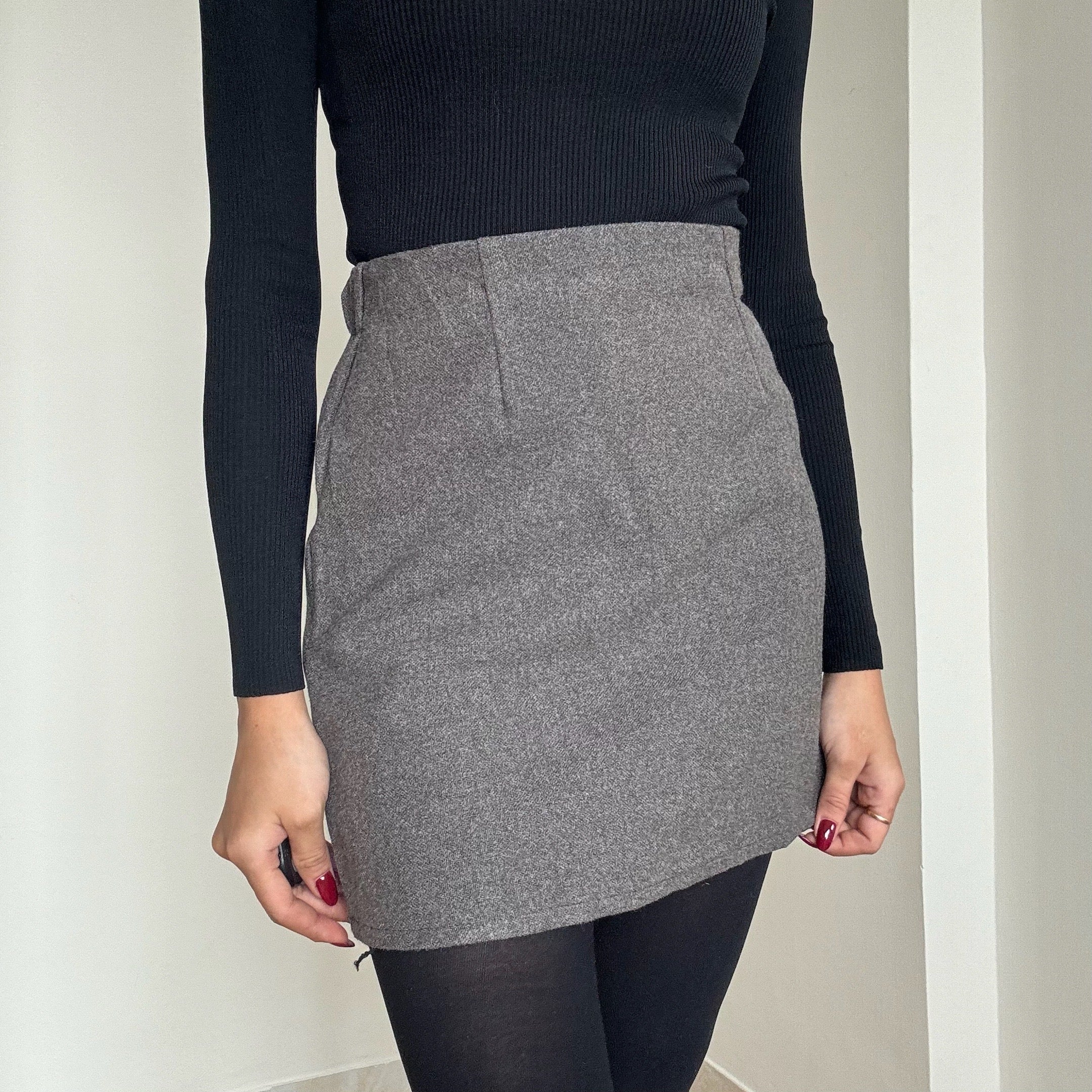 Grey Woollen Skirt - 22/26