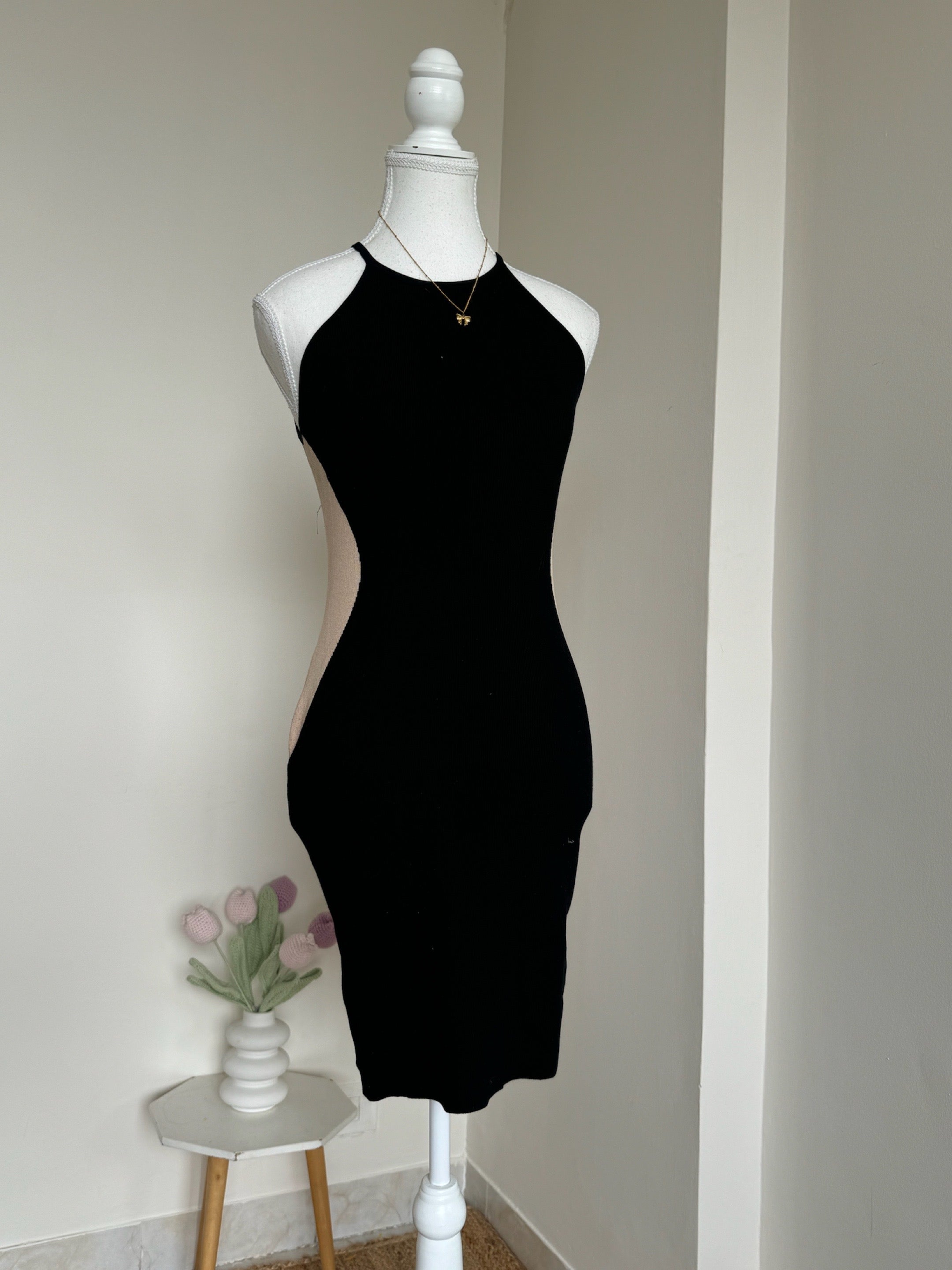 Black Halter Bodycon Dress