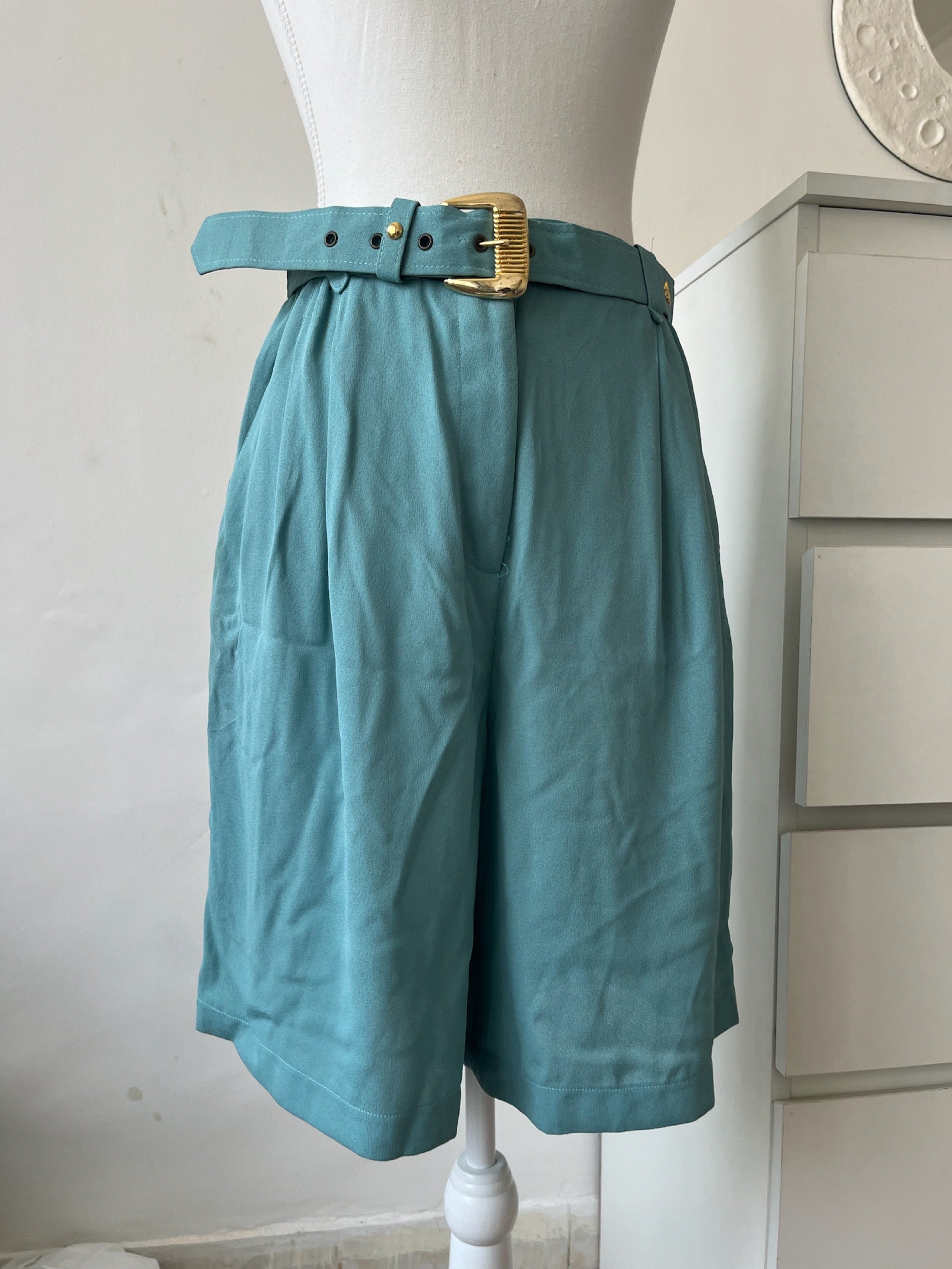 Teal Bermuda Shorts with Belt - 25/30