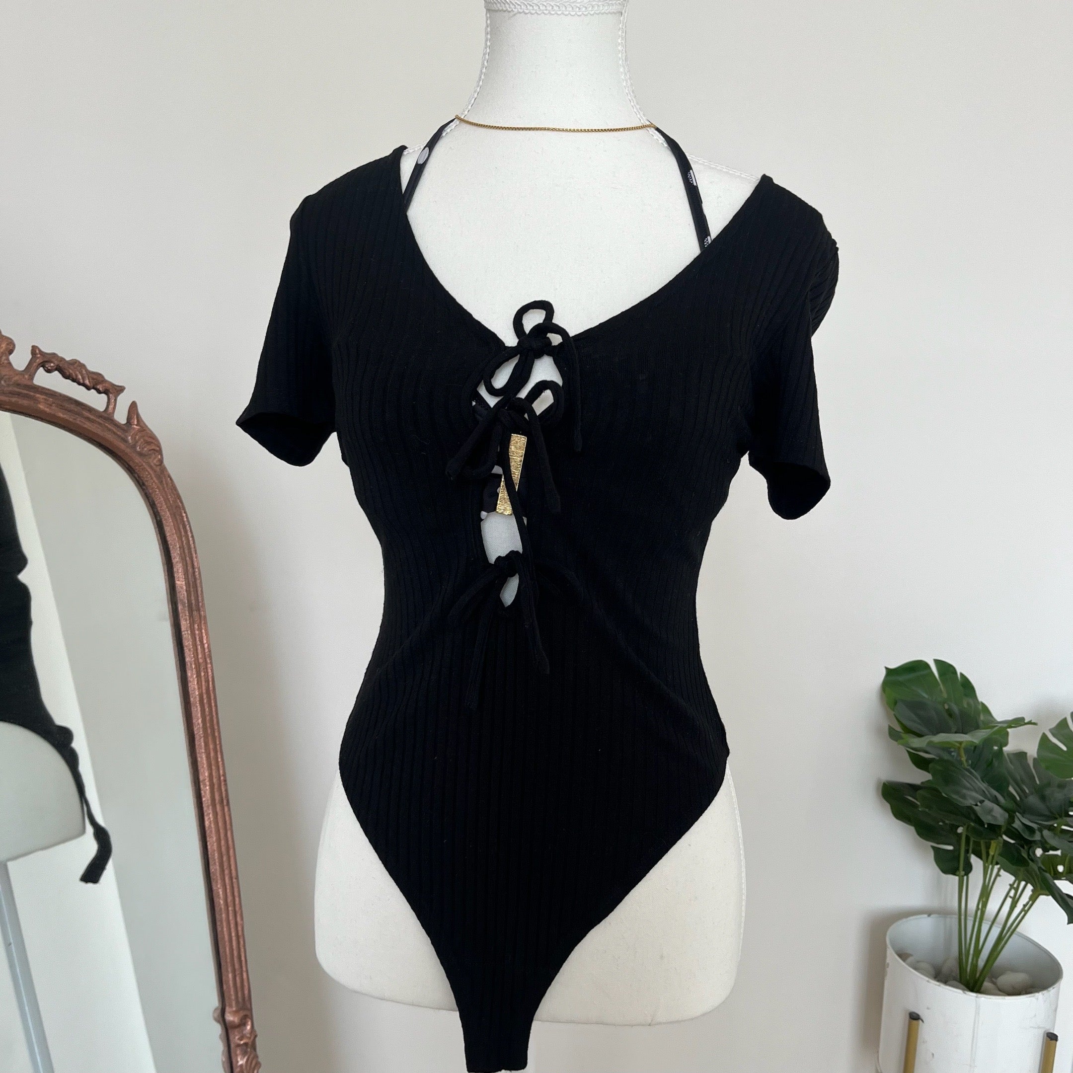 Back front tie bodysuit