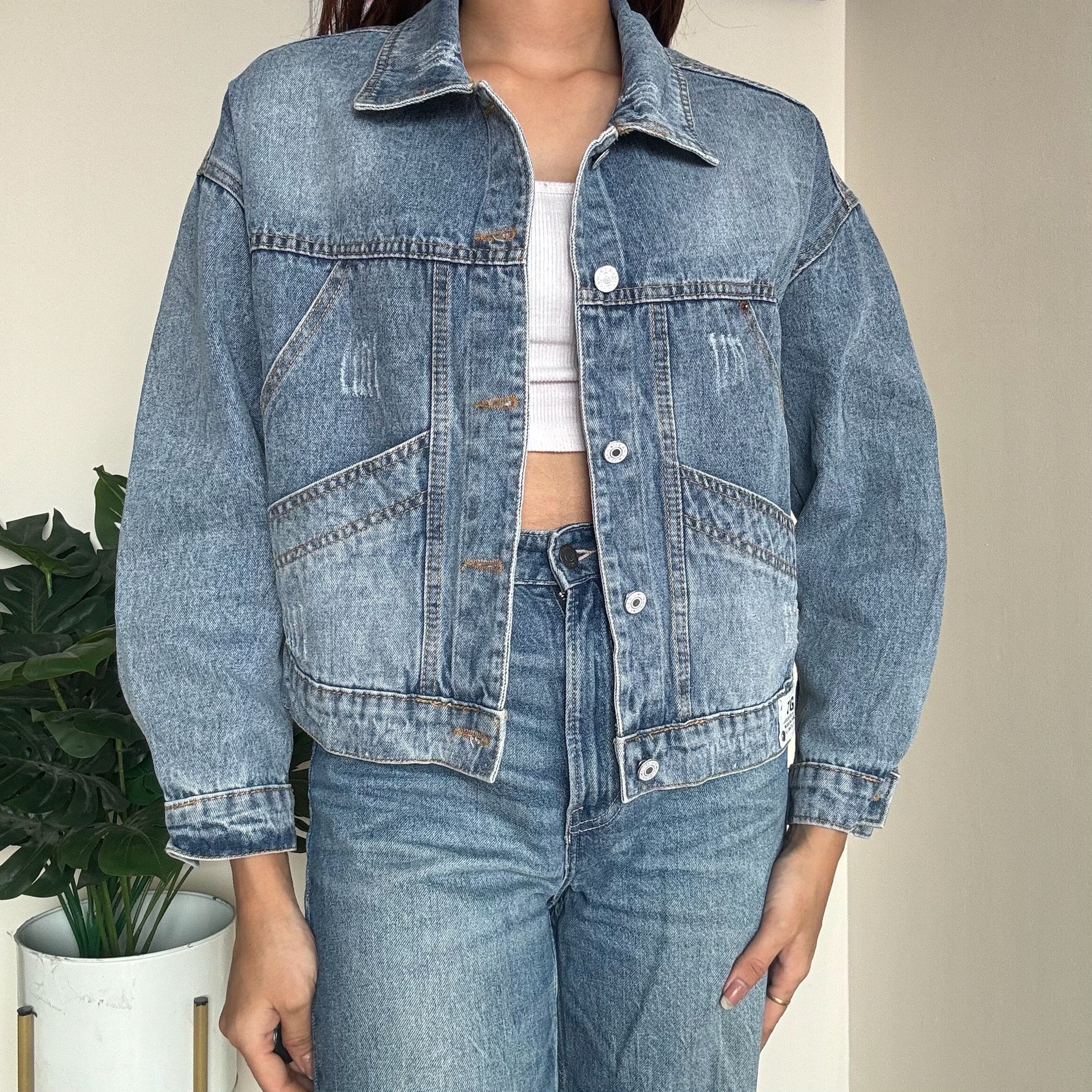 Medium Wash Denim jacket - TG